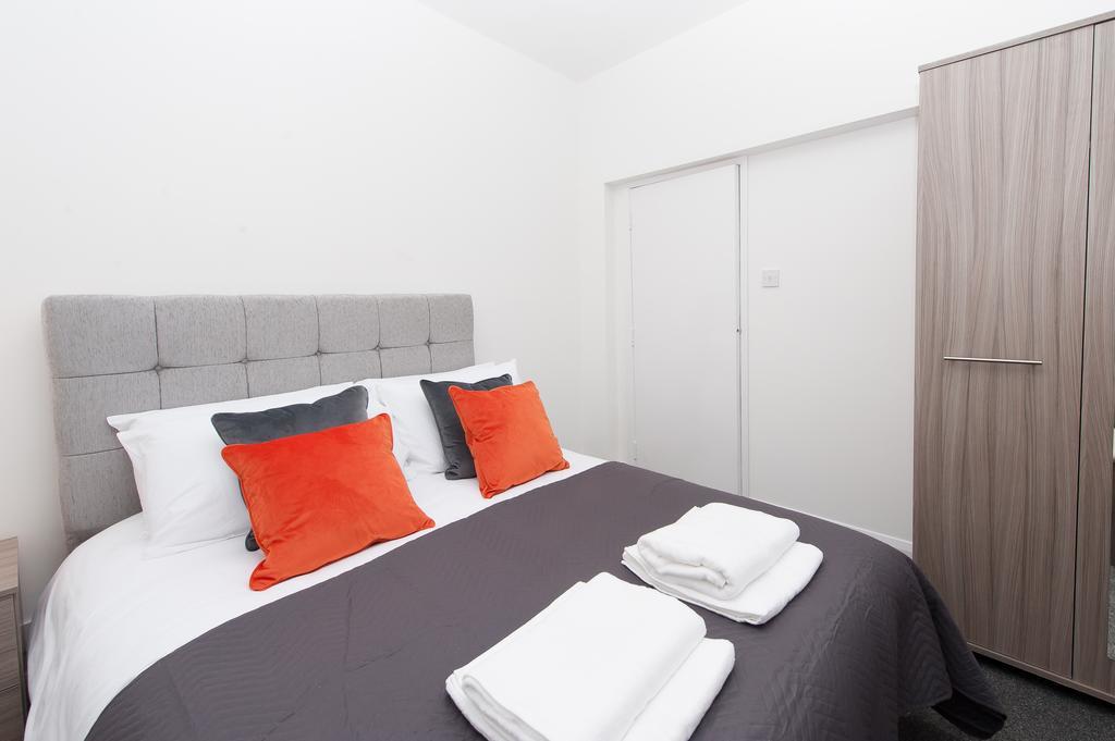 Two Bed Ground Floor Apartment, Sleeps Six, Free Parking And High Speed Wifi Рамсгейт Екстериор снимка