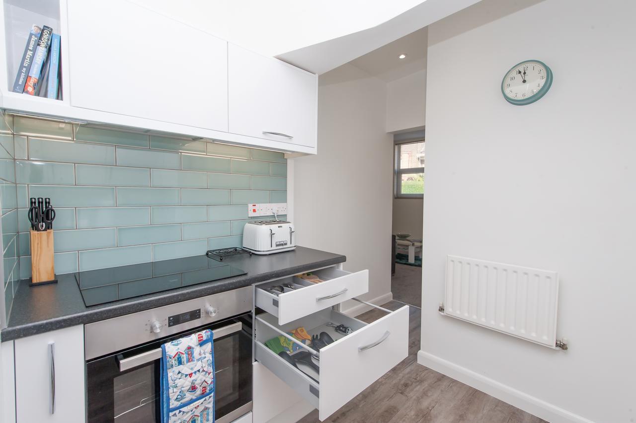 Two Bed Ground Floor Apartment, Sleeps Six, Free Parking And High Speed Wifi Рамсгейт Екстериор снимка