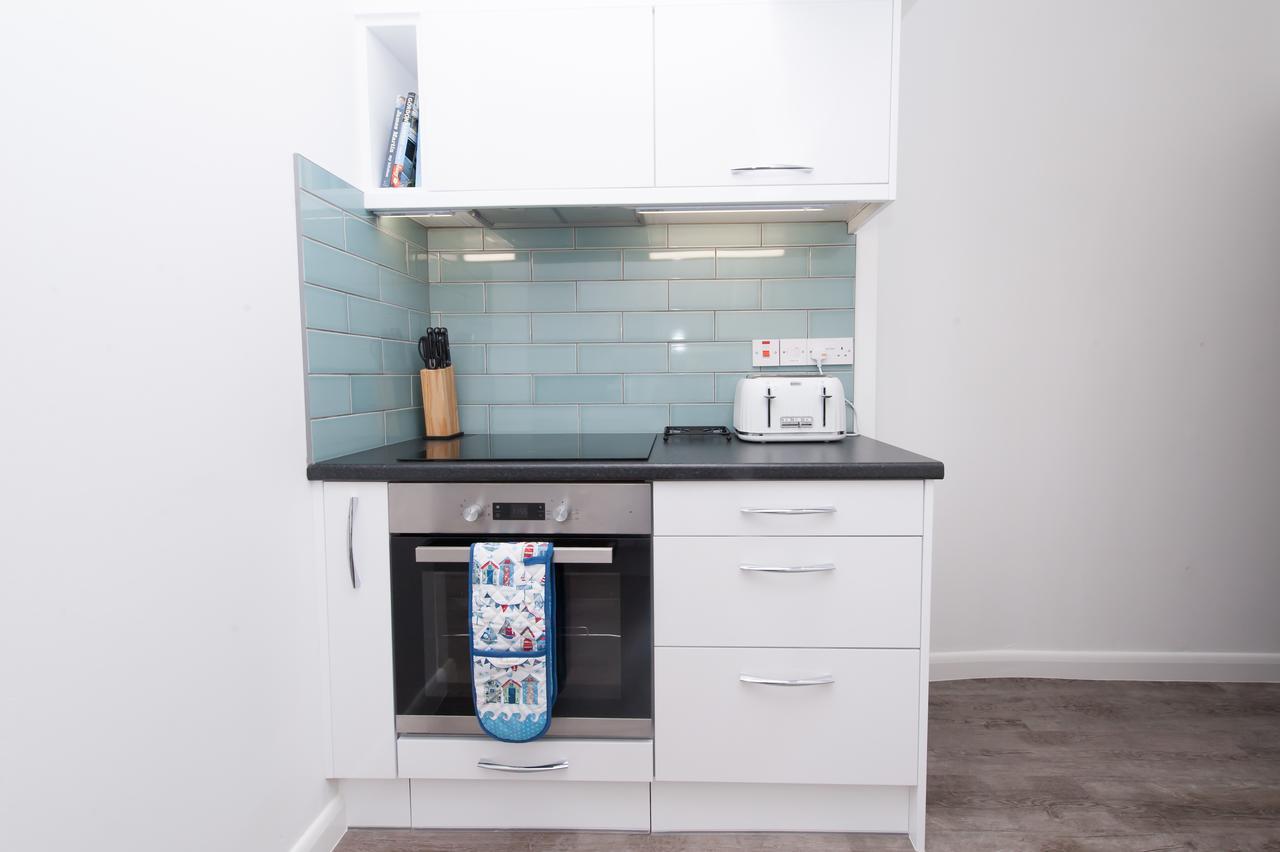 Two Bed Ground Floor Apartment, Sleeps Six, Free Parking And High Speed Wifi Рамсгейт Екстериор снимка